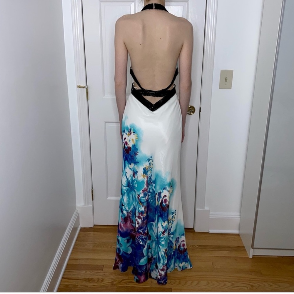 Cinderella Divine maxi dress white and blue floral - sequin details Size 6 - Picture 4 of 8